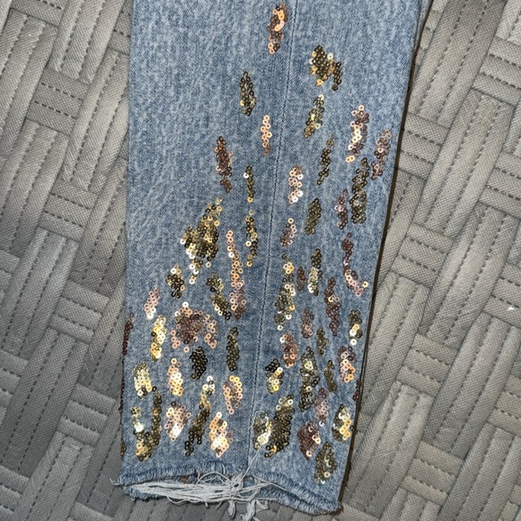 Embellished High Rise Jeans - Picture 2 of 3